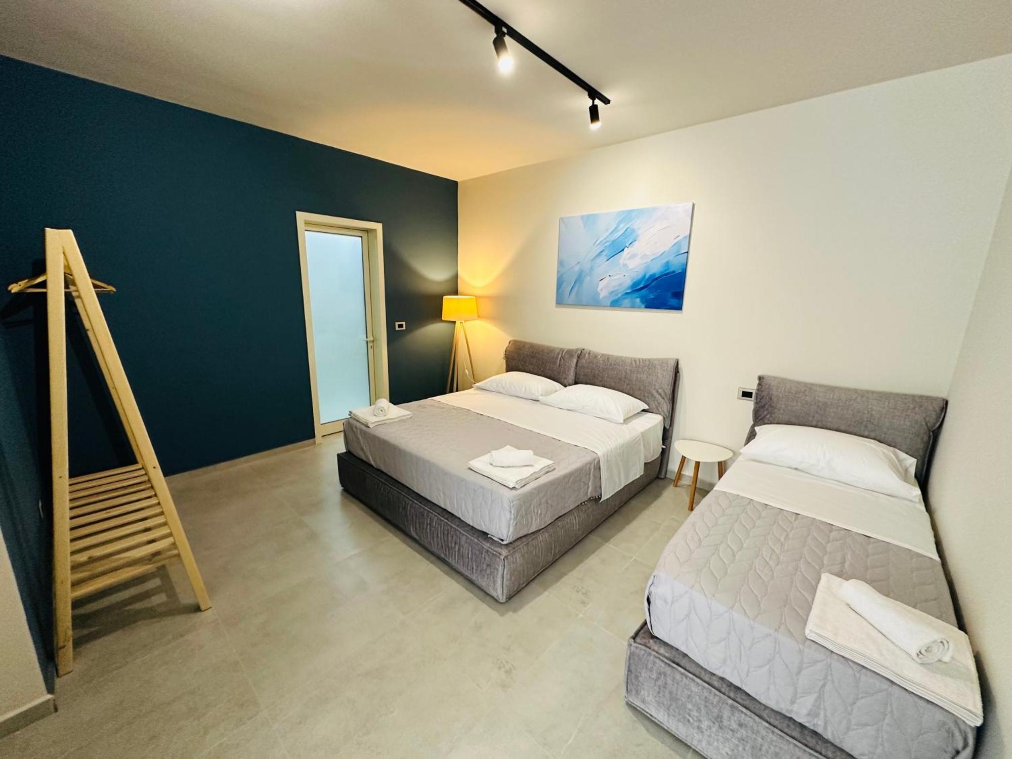 Stay-Five Rooms & Apartments Shkoder Bagian luar foto