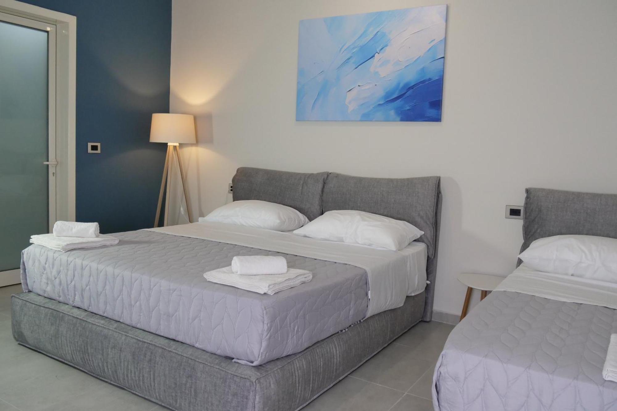 Stay-Five Rooms & Apartments Shkoder Bagian luar foto