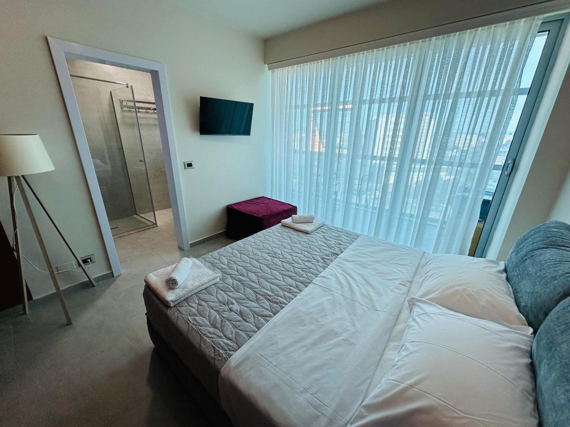Stay-Five Rooms & Apartments Shkoder Bagian luar foto