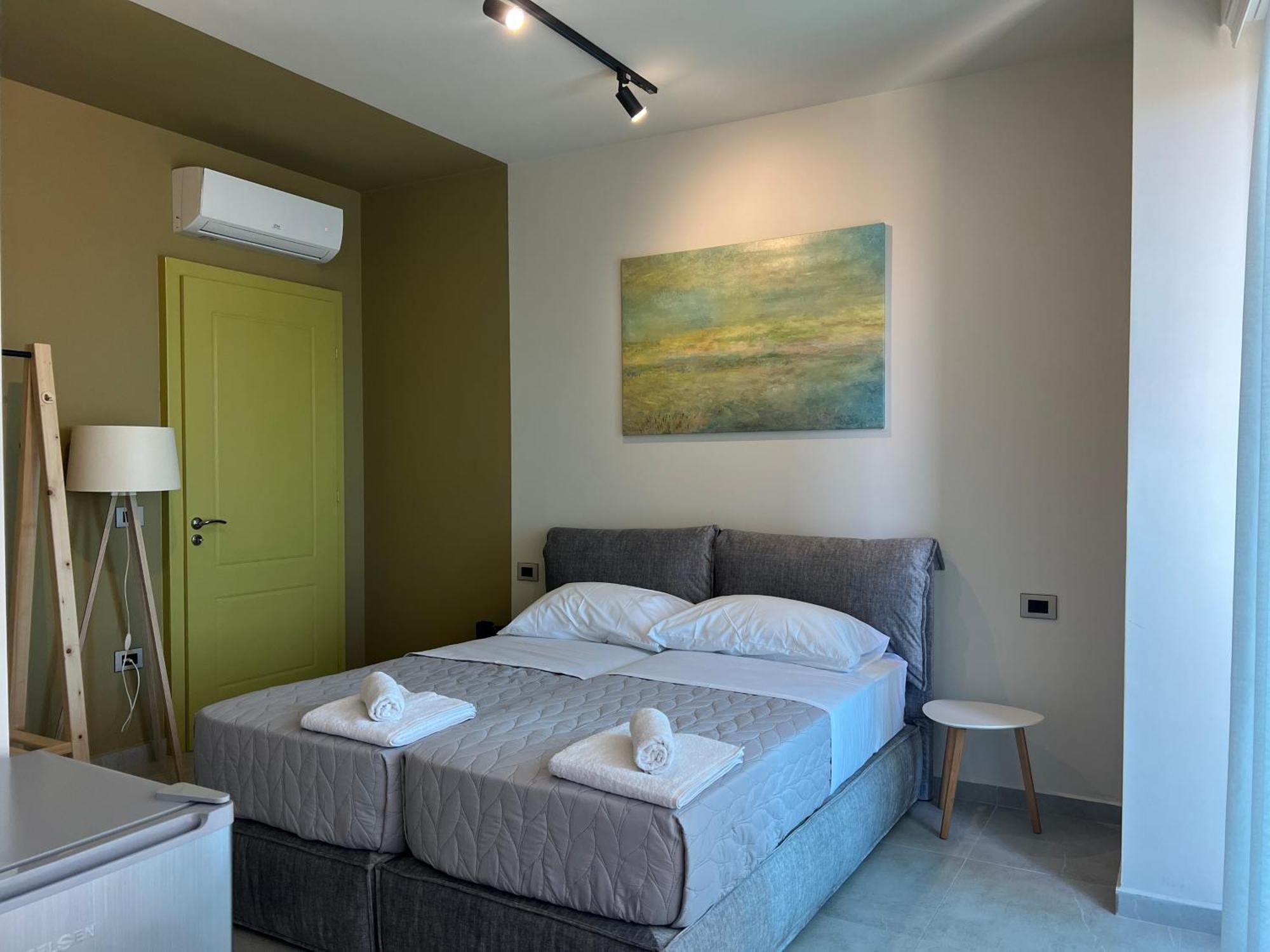 Stay-Five Rooms & Apartments Shkoder Bagian luar foto