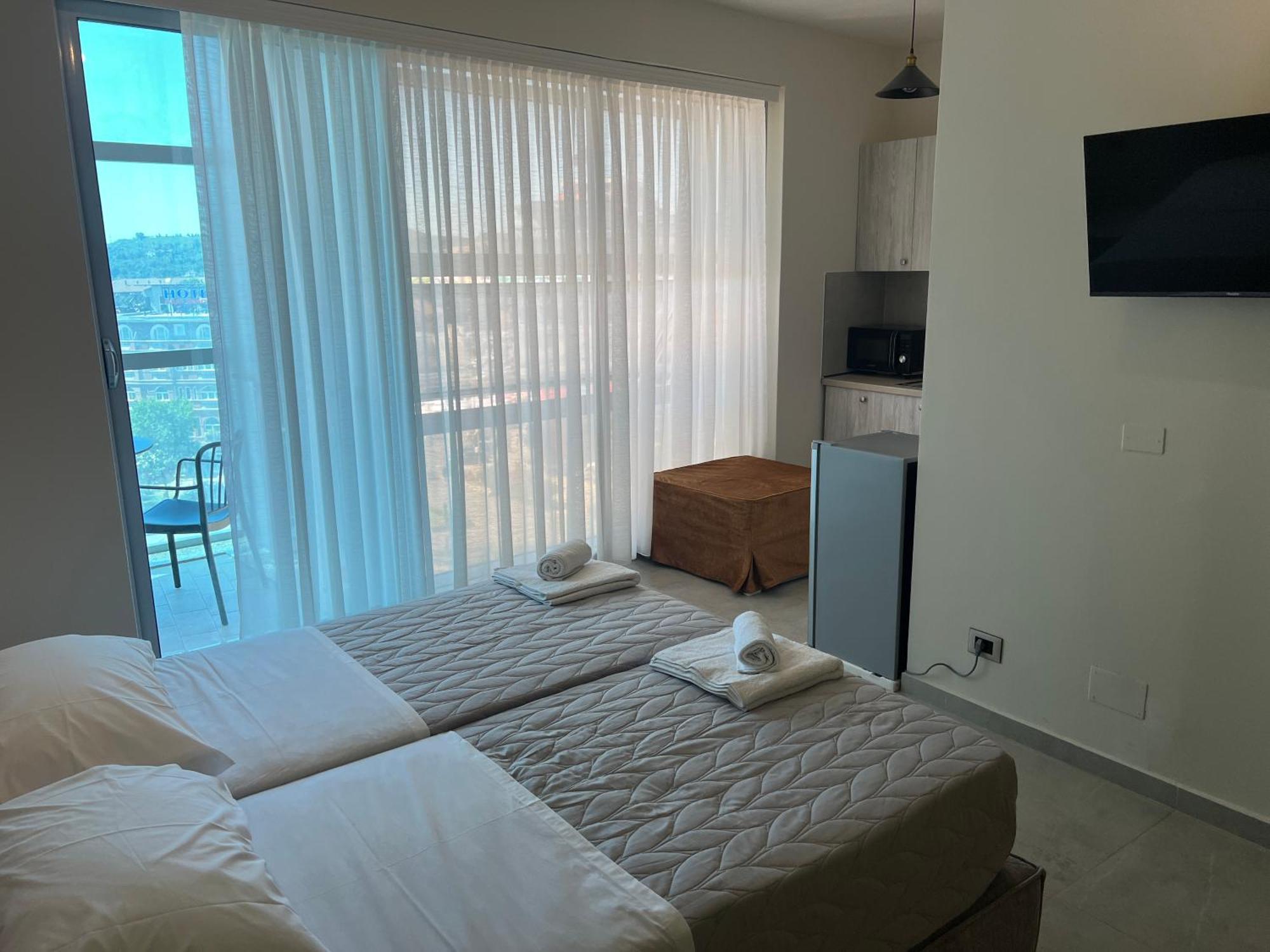 Stay-Five Rooms & Apartments Shkoder Bagian luar foto
