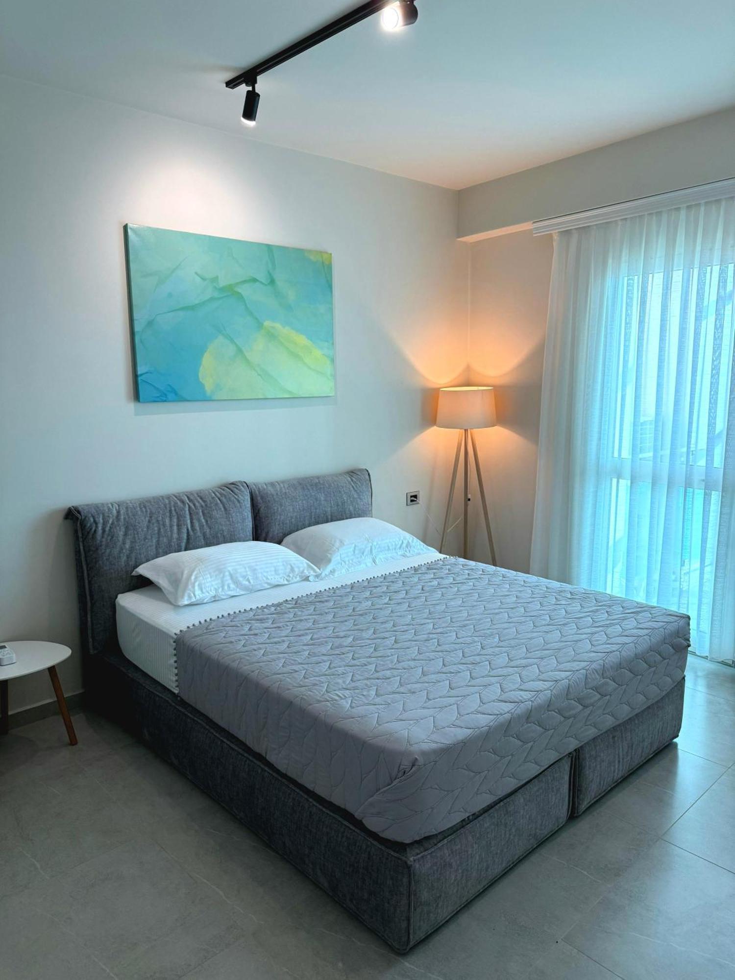 Stay-Five Rooms & Apartments Shkoder Bagian luar foto