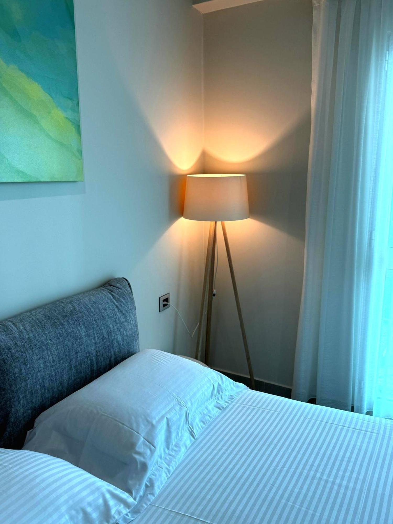 Stay-Five Rooms & Apartments Shkoder Bagian luar foto