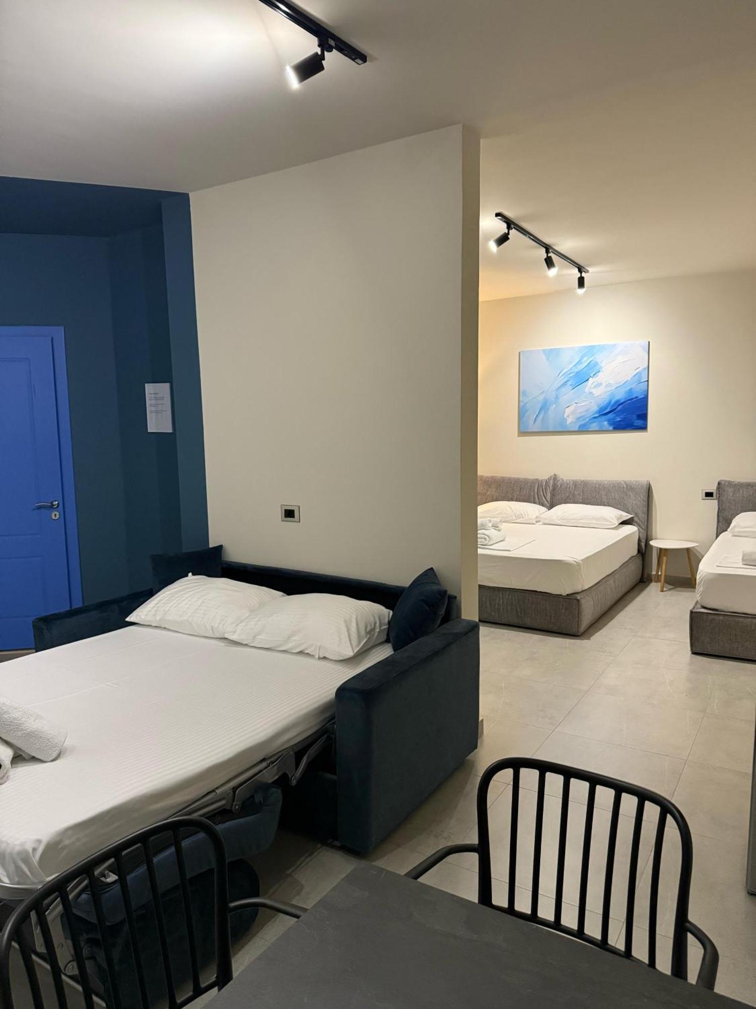 Stay-Five Rooms & Apartments Shkoder Bagian luar foto