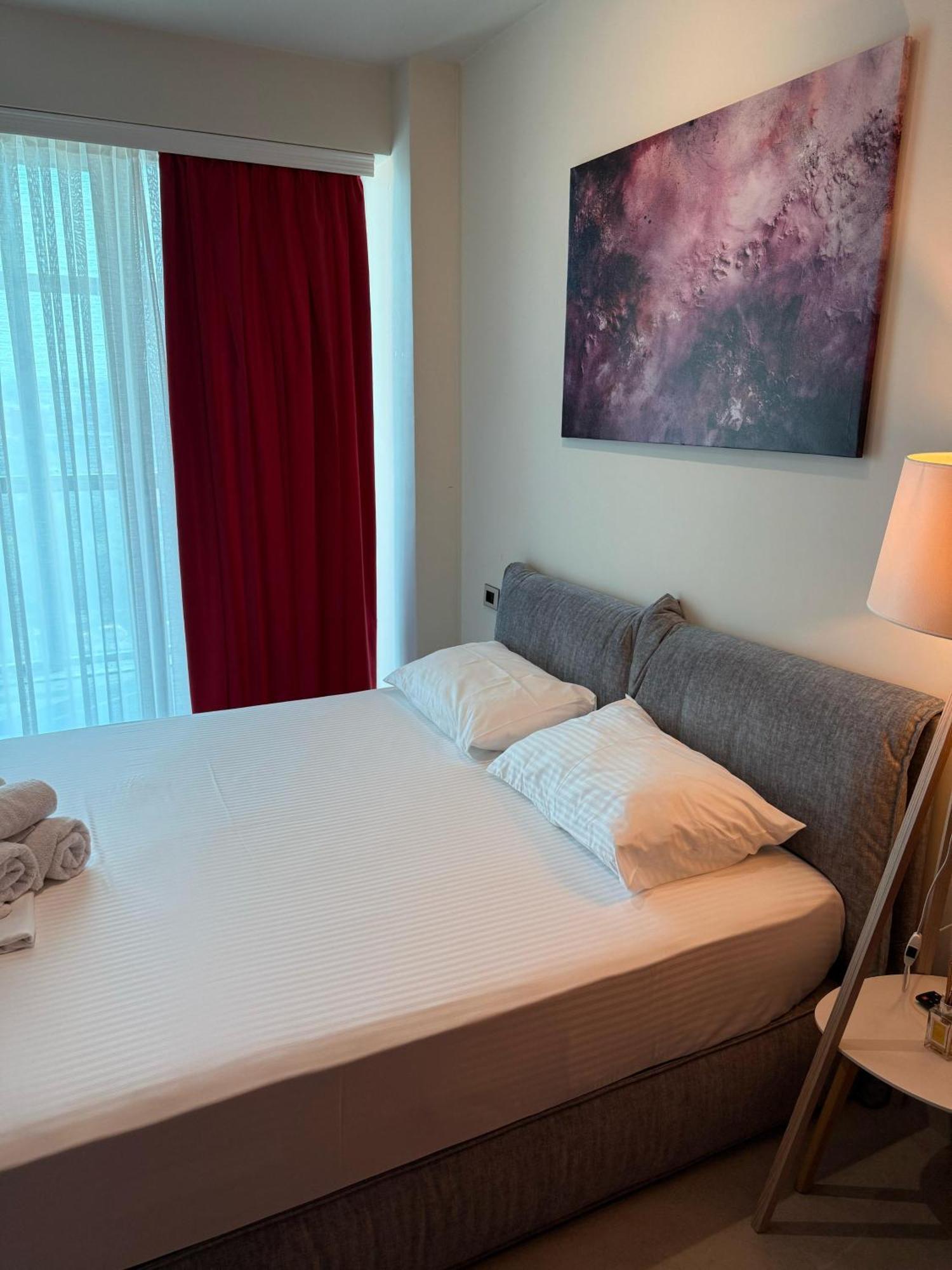 Stay-Five Rooms & Apartments Shkoder Bagian luar foto