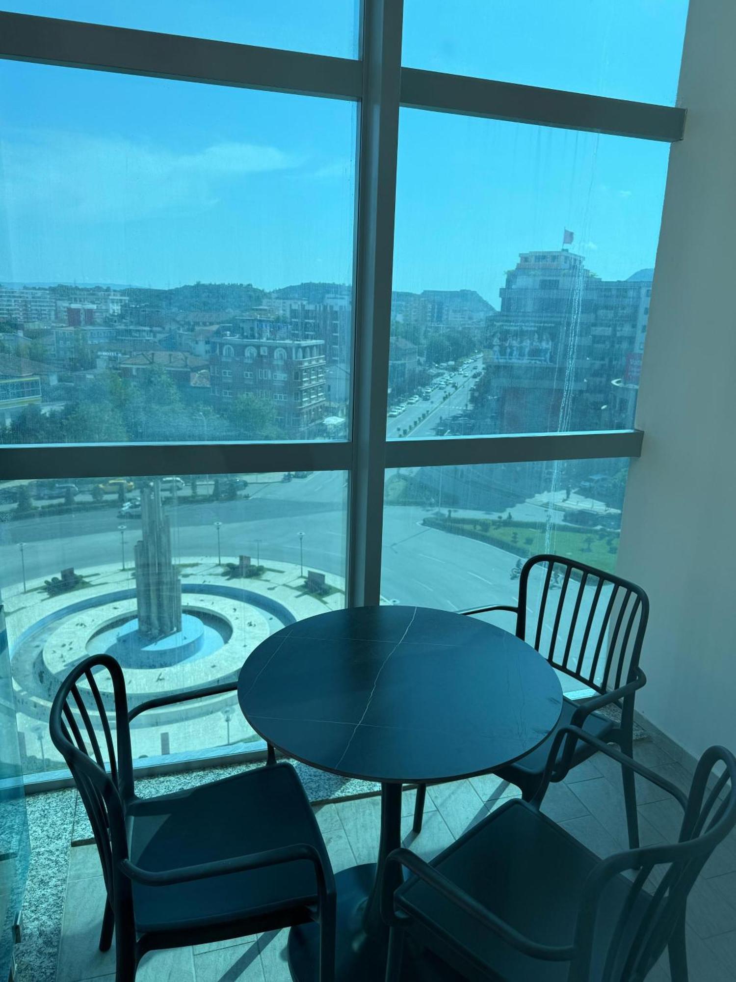 Stay-Five Rooms & Apartments Shkoder Bagian luar foto